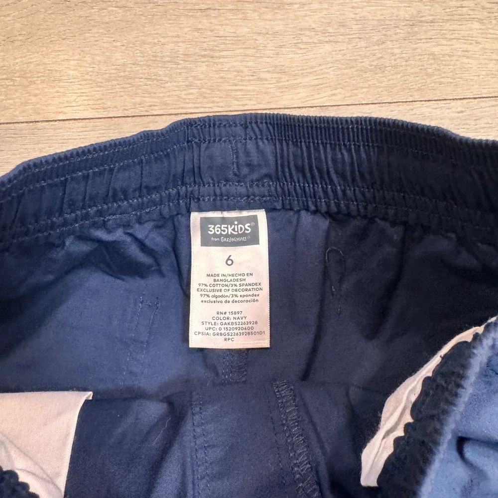 NWT 365Kids from Granimals Kids Navy Blue Red Shark‎ Bite Shorts Size 6